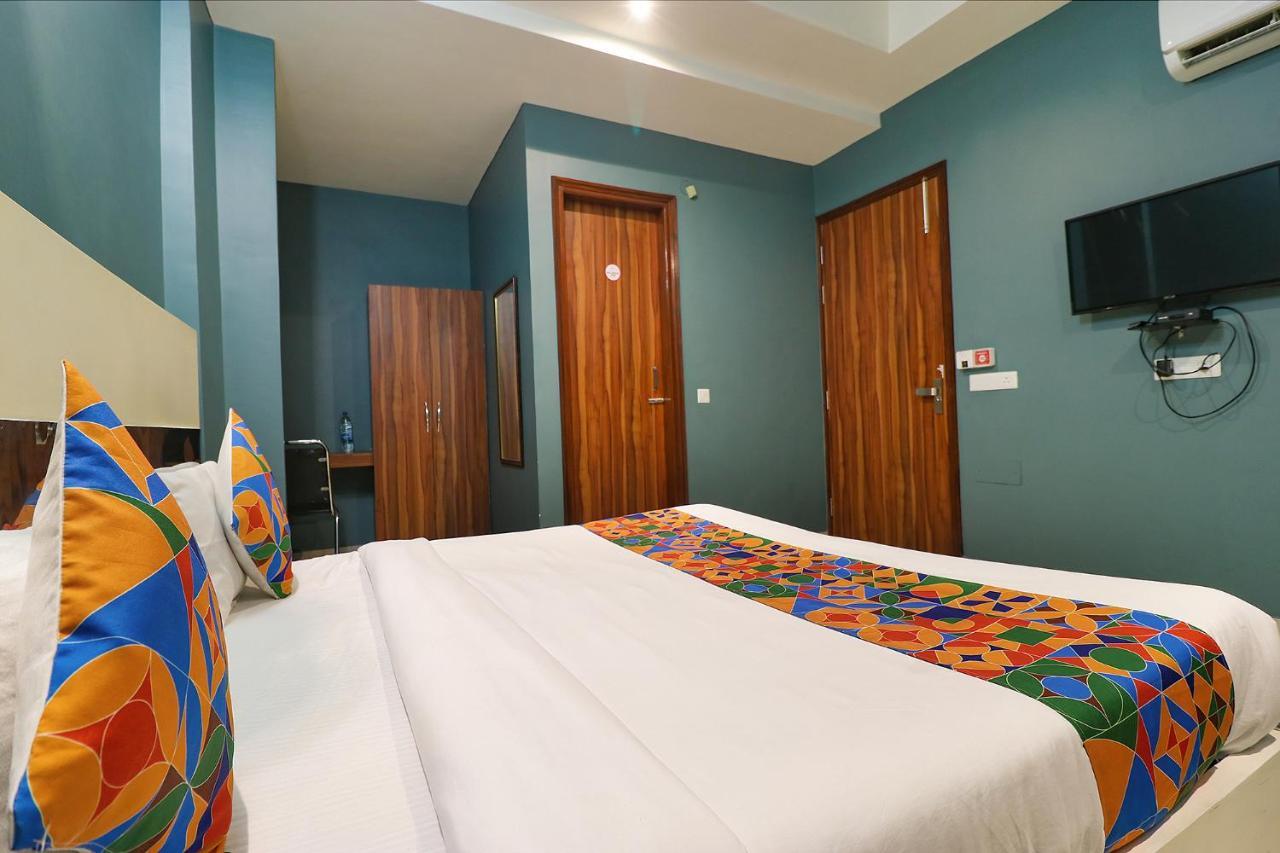 Fabhotel Church House Rohini Делхи Екстериор снимка