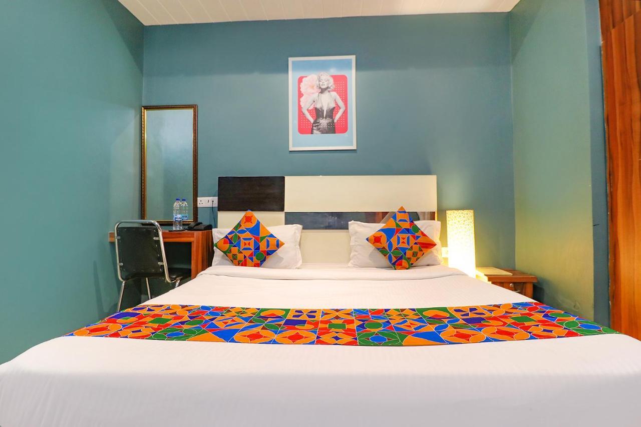 Fabhotel Church House Rohini Делхи Екстериор снимка