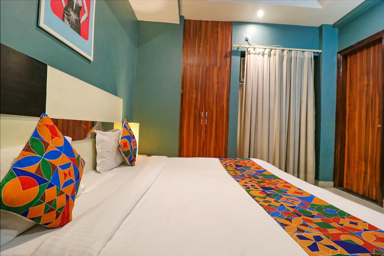 Fabhotel Church House Rohini Делхи Екстериор снимка